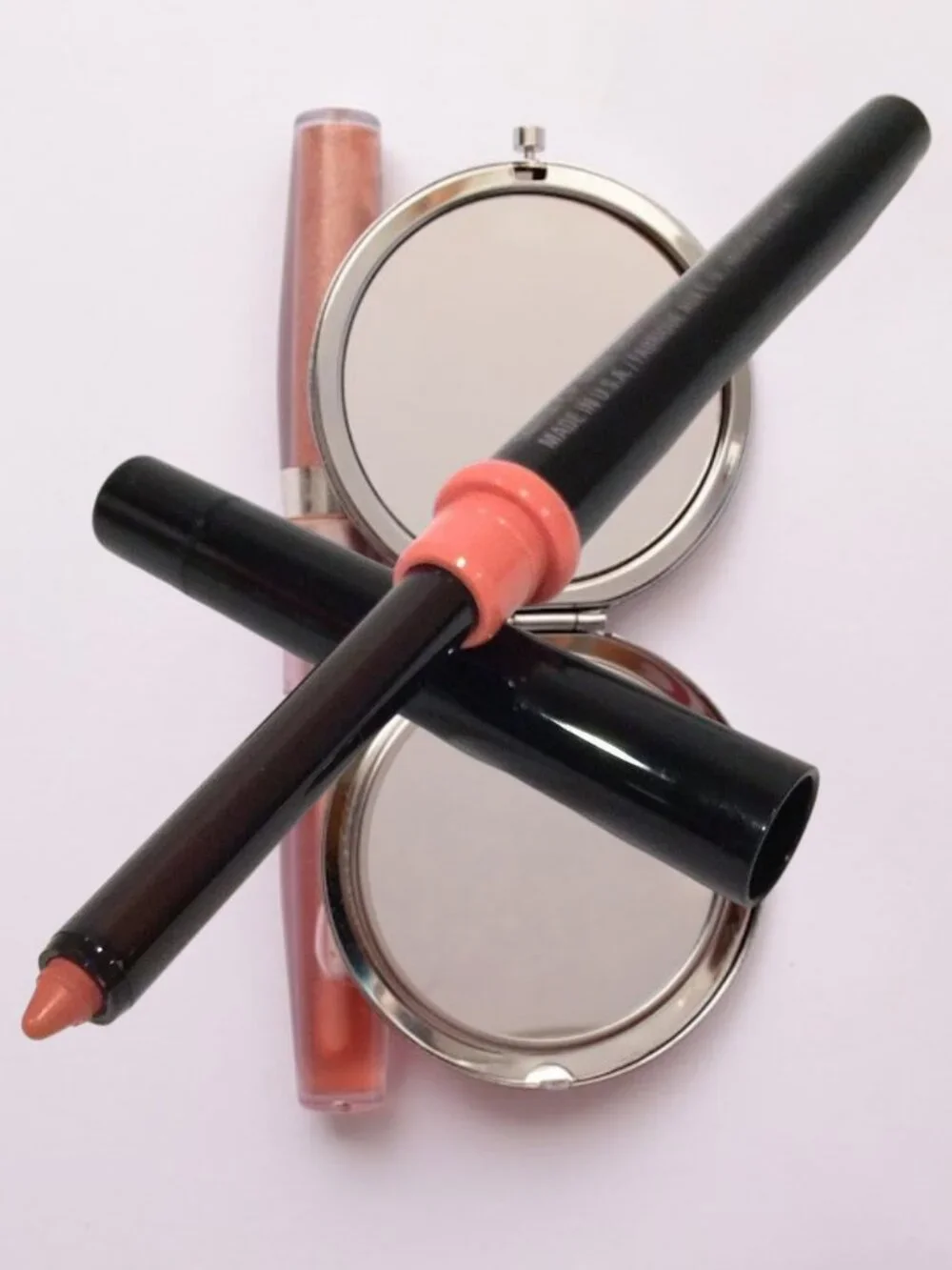 Mary Kay Coral Lip Liner Pencil with Sharpener ✨NIB✨